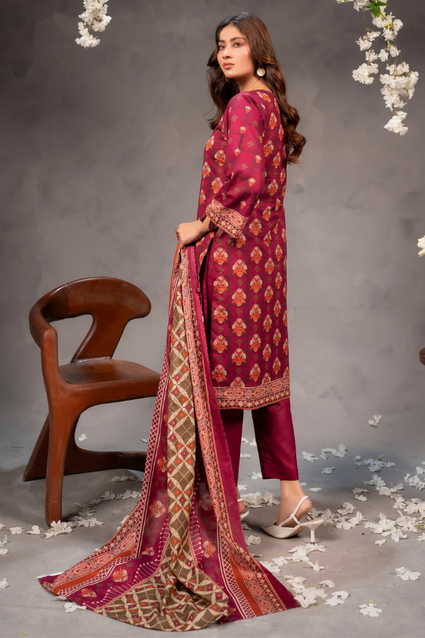 Digital Printed Primium Lawn 3 Piece By Mahi Marooj